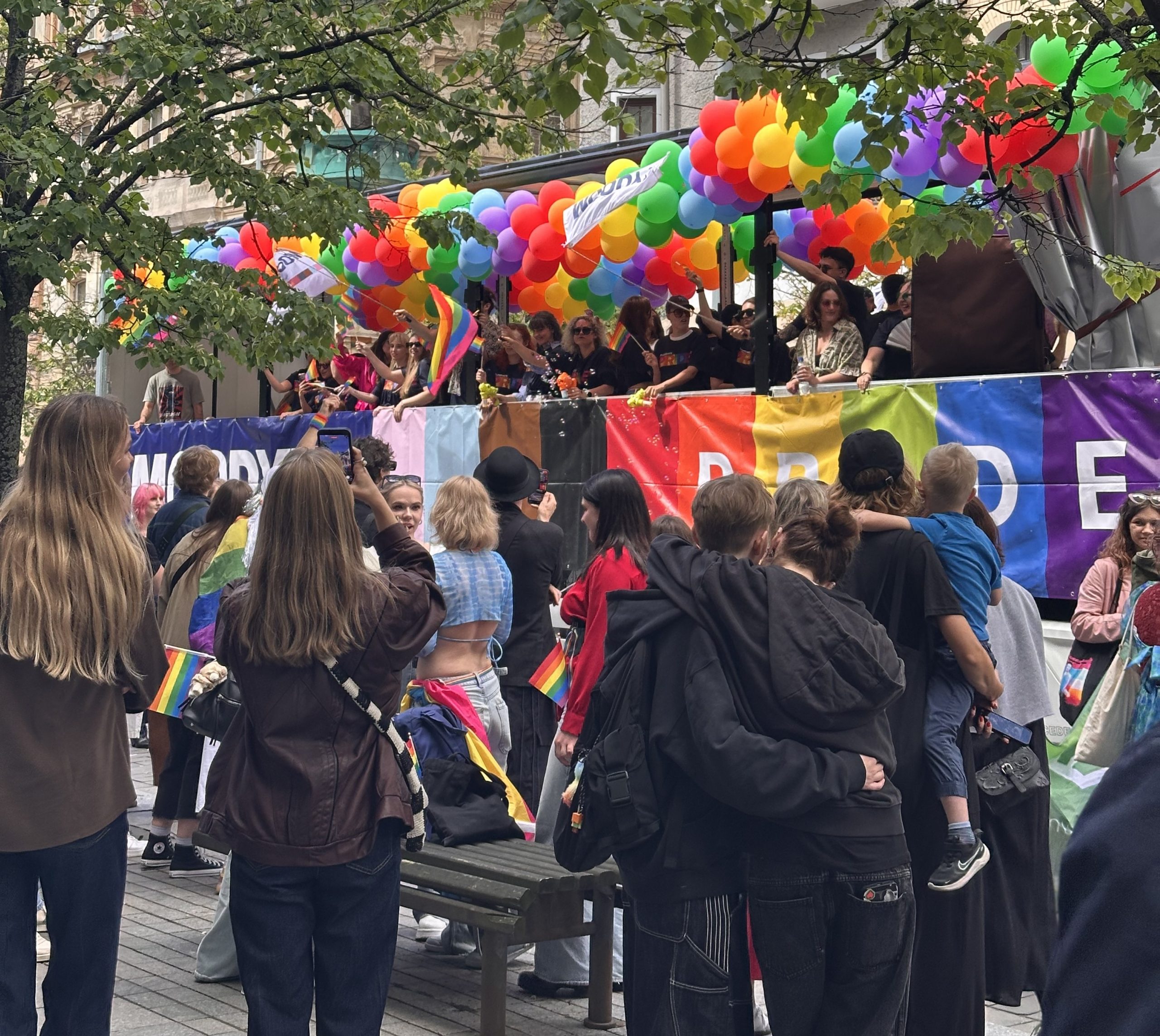 Как в Вильнюсе прошёл Lithuanian Pride 2026. Фоторепортаж Как в Вильнюсе прошёл Lithuanian Pride 2026. Фоторепортаж
